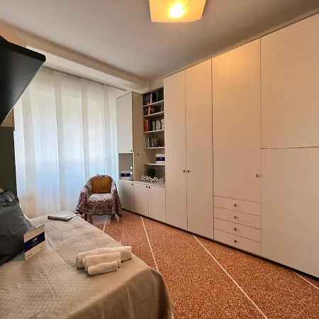 Апартаменты Ines House By World